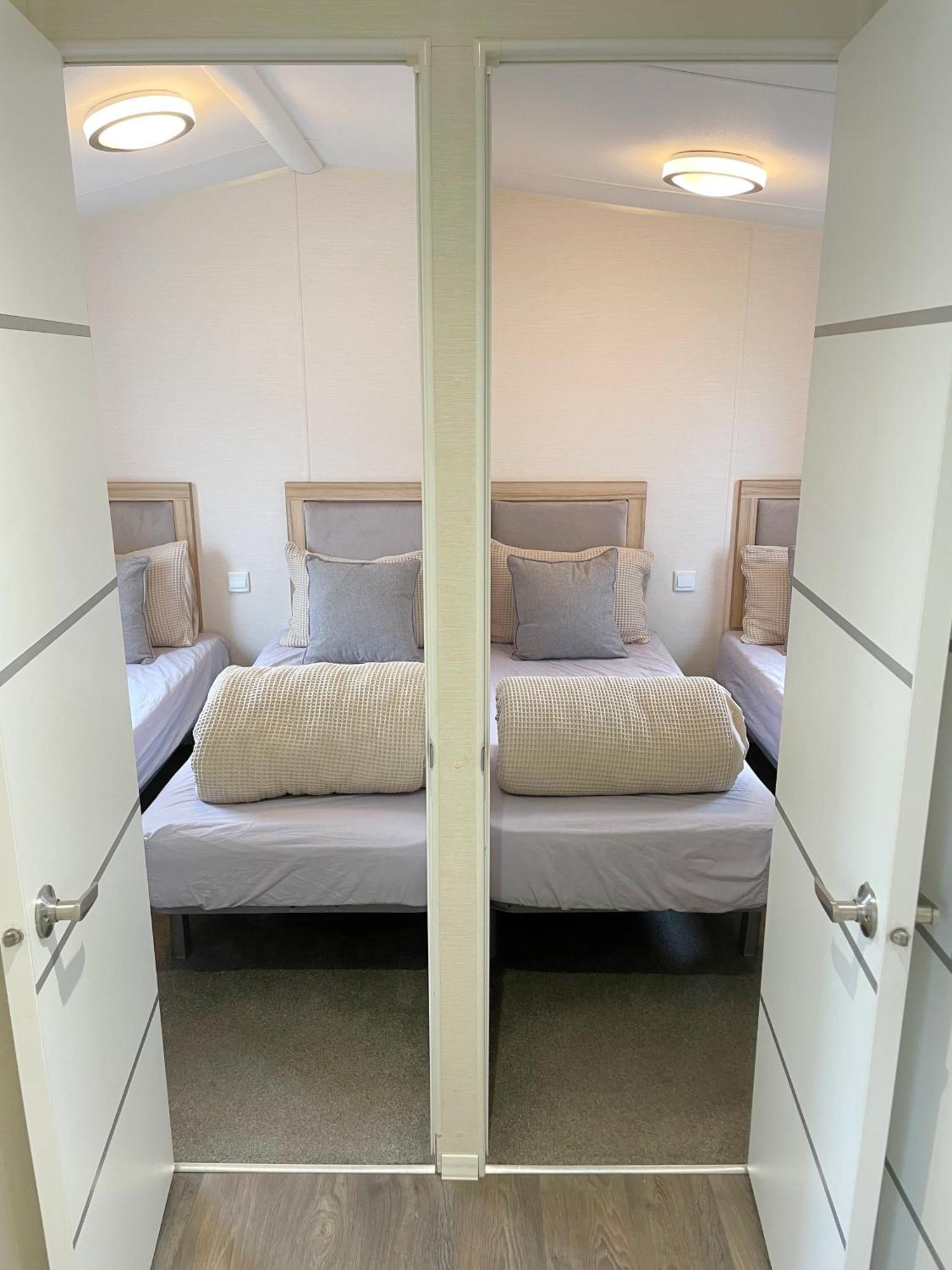 Holiday home 3 Bedroom Luxury Caravan Haven, Marton Mere *